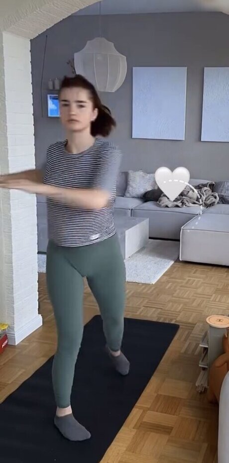 Julia Schulze high quality actress pictures