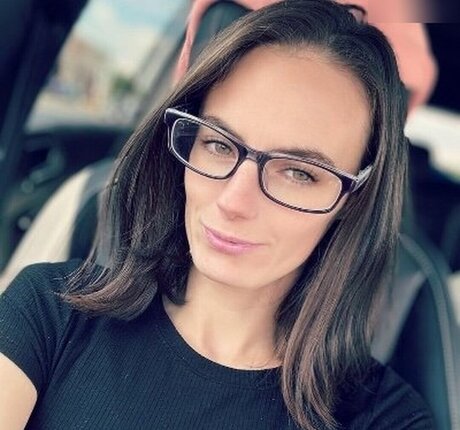 amishbetsy pornstar hot image