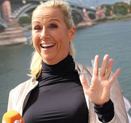 curly ebony onlyfans erotic pics