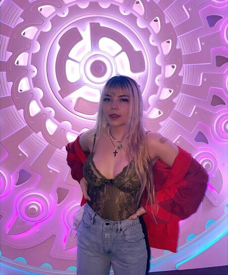 eggtardy pornographic star pic