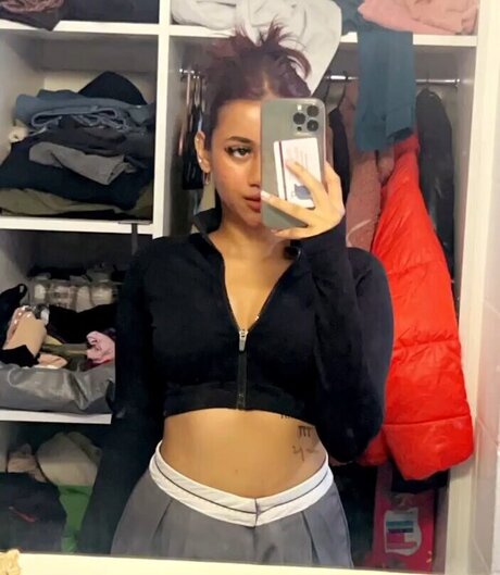 senoritasara nude actress archive