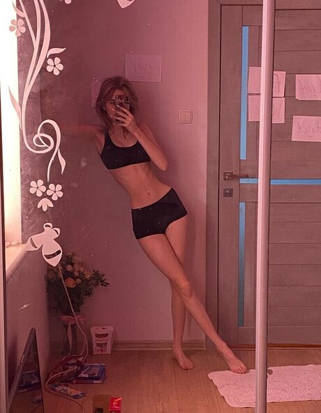 thick mom onlyfans beautiful naked pic