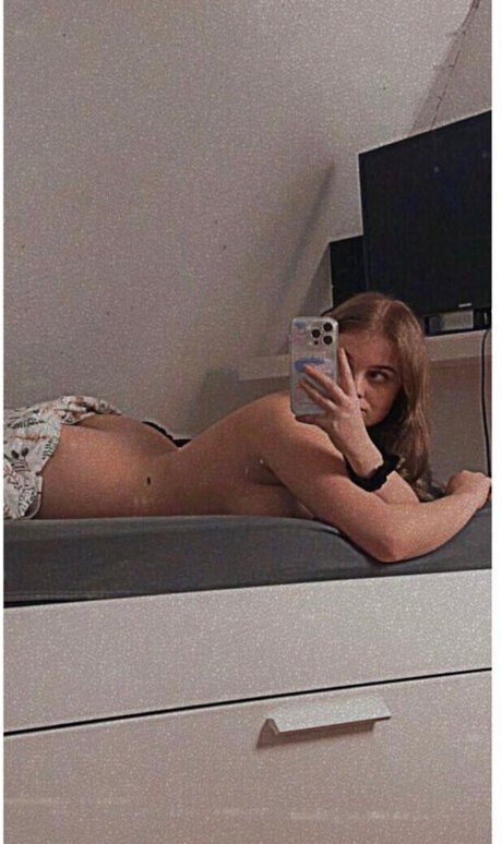 asian twin onlyfans beautiful pics