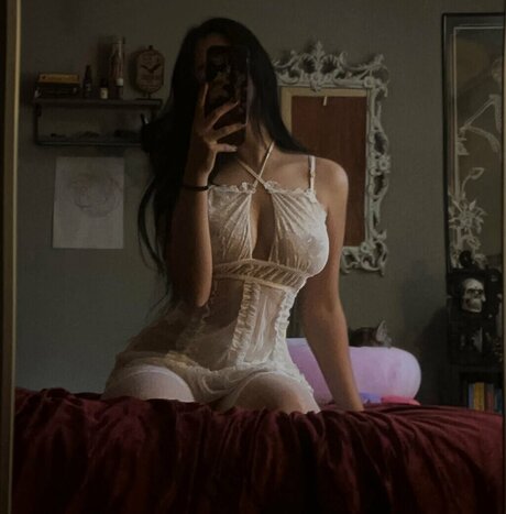 ratedreign hot model archive