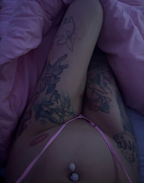 Lilly V Savage free star img