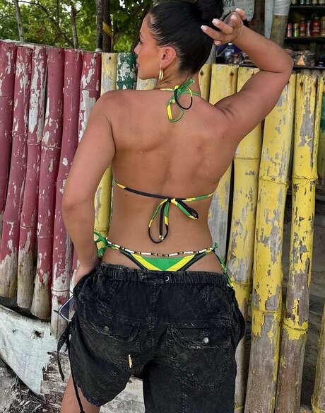 baddiejuu pornstar adult images