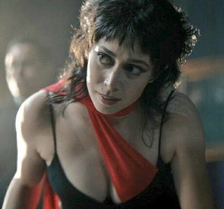 Cristin Milioti porn model gallery