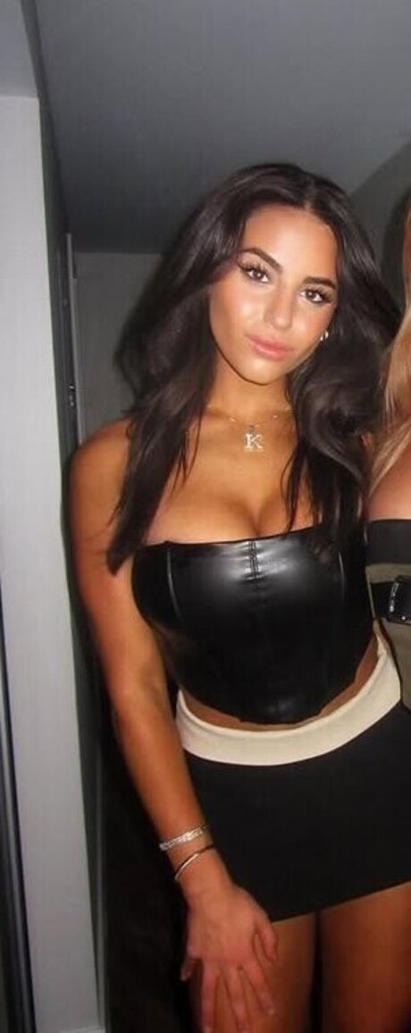 Kayla Elias free pornstar photo