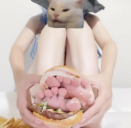 Tsuki Tyann star sexy images