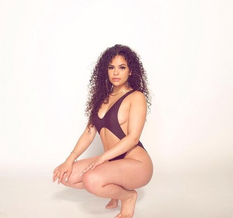 Sad Shordies pornstar sexy picture