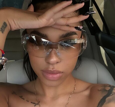 Sad Shordies star adult images