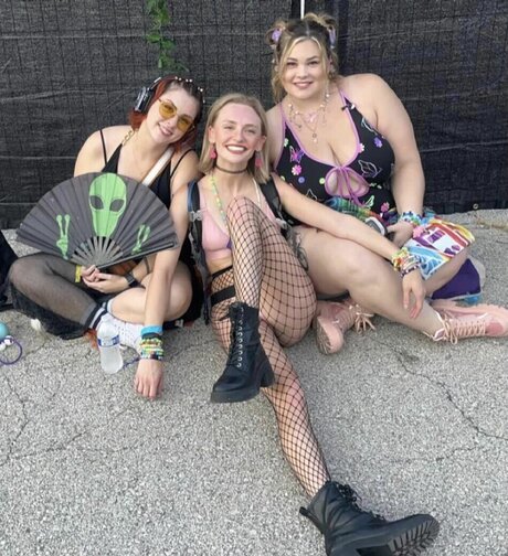 ashleyyy597 perfect pornstar galleries