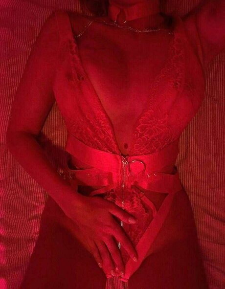 Es1nce star exclusive photos