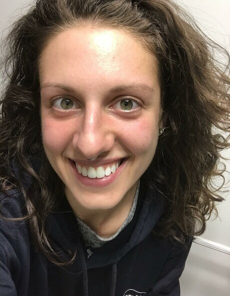 Victoria Liro pretty model photo