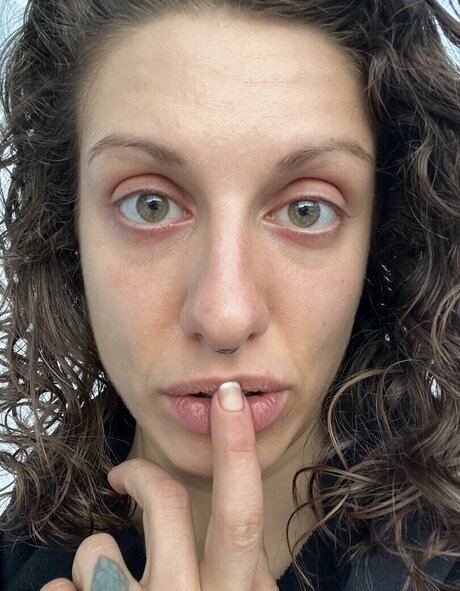 Victoria Liro star pornographic pic