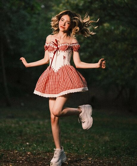 cey lazuli exclusive star photos