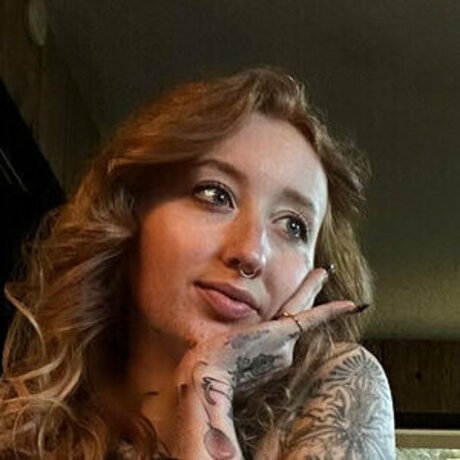 thiccandmorts pretty pornstar picture