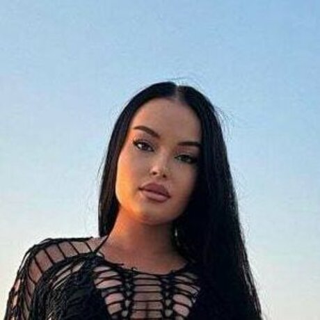 Emilia Emjeni xxx model pictures