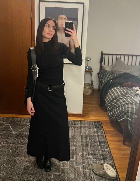 Anna Khachiyan art model pics