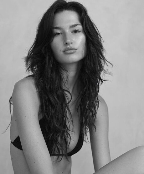 brunette teacher onlyfans sex galleries