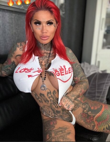 Catherine Teufelsweib model erotic image