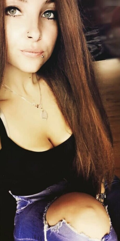 Flashinaa model best photo