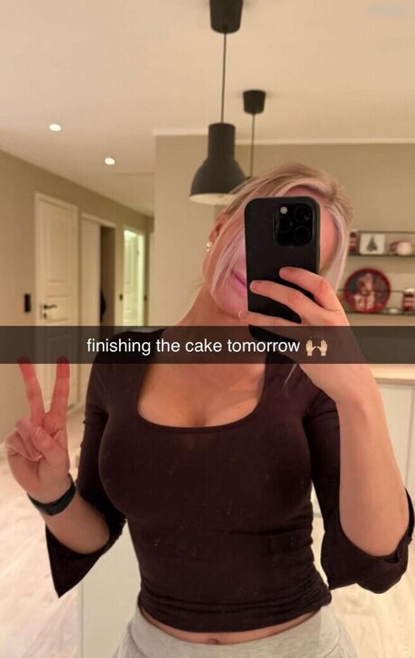 Therese Gudmundsen erotic star pictures