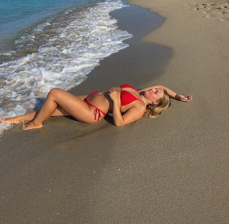 jxlia albrecht exclusive model pictures