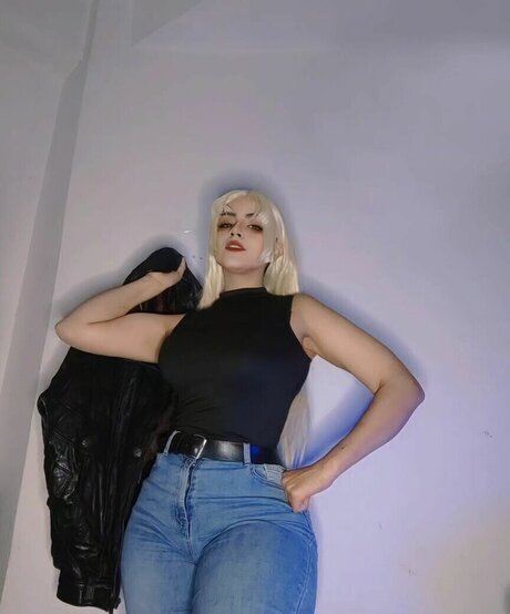 Kattxds exclusive model photo