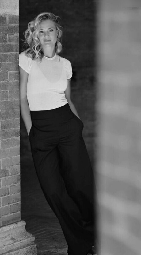 Pia Stutzenstein sex pornstar img