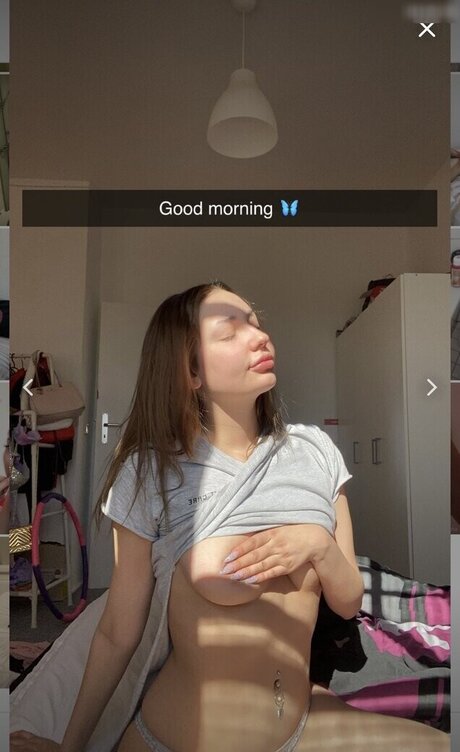 lischadelicious pornstar nude gallery