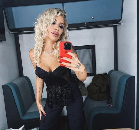 I rem Derici pornstar nice gallery