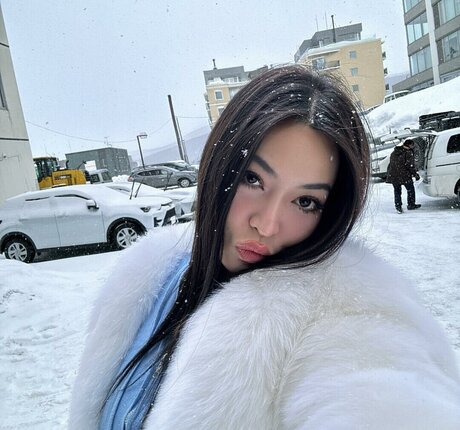 floralydo naked model images