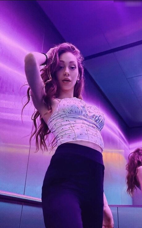 Amira Wirth hot star picture