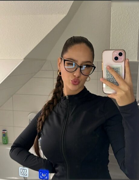 Leni pntr perfect pornstar gallery