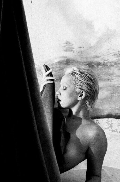 Honnete Bas exclusive pornstar gallery