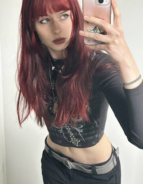 ellathelewd sex model gallery