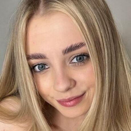 leni schaefer nude star archive