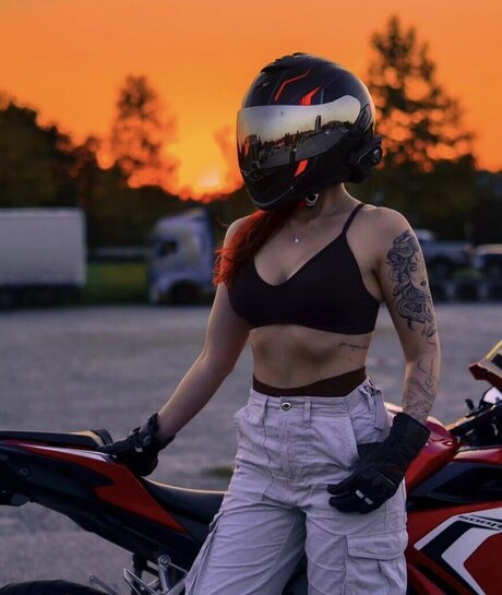 kimi__te exclusive model photos