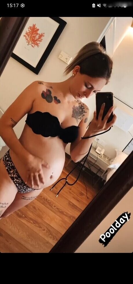 hi iam sara best actress picture