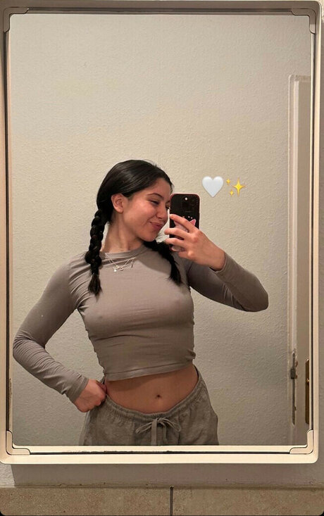 Hilal Fener pornstar nude pic