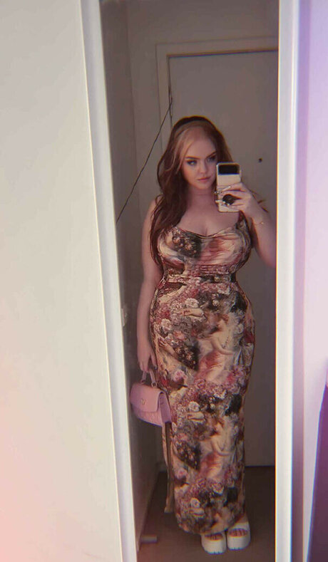 Elizabethdangerx hd pornstar pic