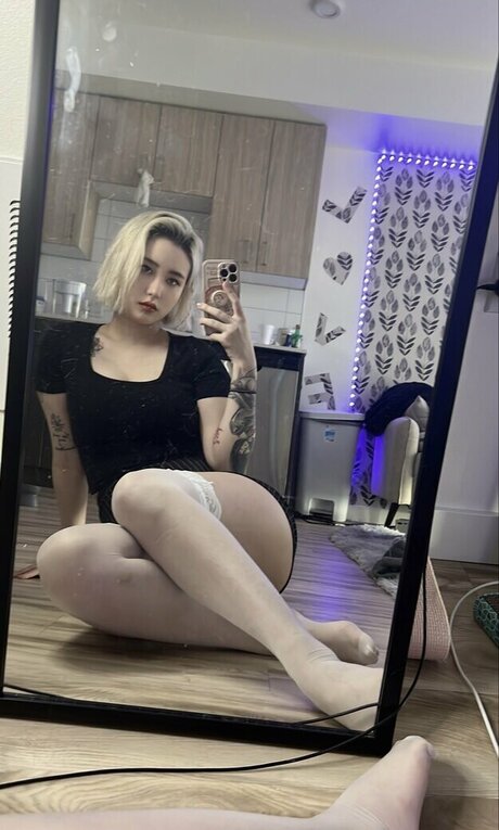 sweetcandy luna adult actress gallery