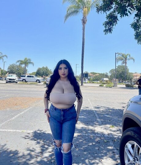 ashleyarambulaa sexy model photos