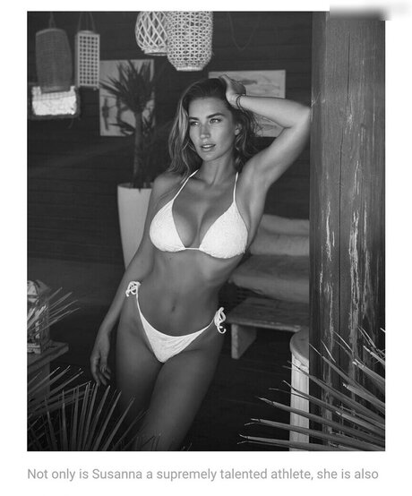 Susanna Giovanardi model sexy archive