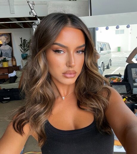 Ashleigh Menin perfect pornstar photo