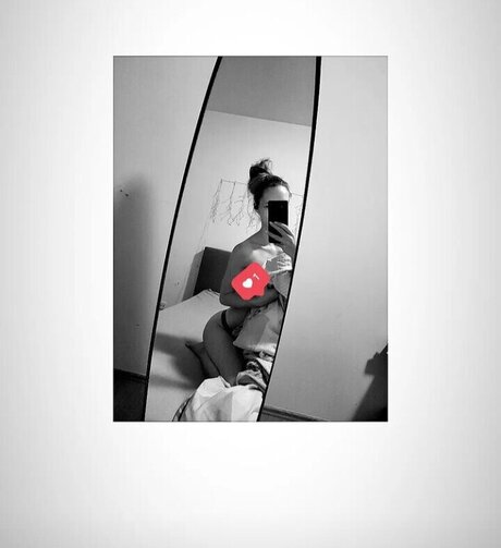 Mausistern pornstar nudes photo