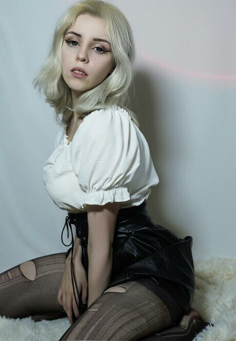 Likkio model sex gallery