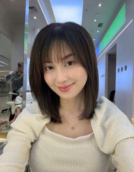 Swansage top model photos