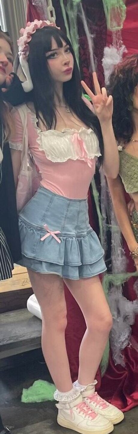 Sashad0ll model nude galleries